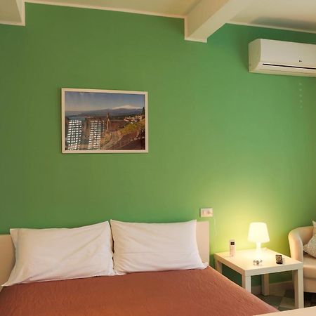 B&B Porta Della Sicilia Mesina Habitación foto
